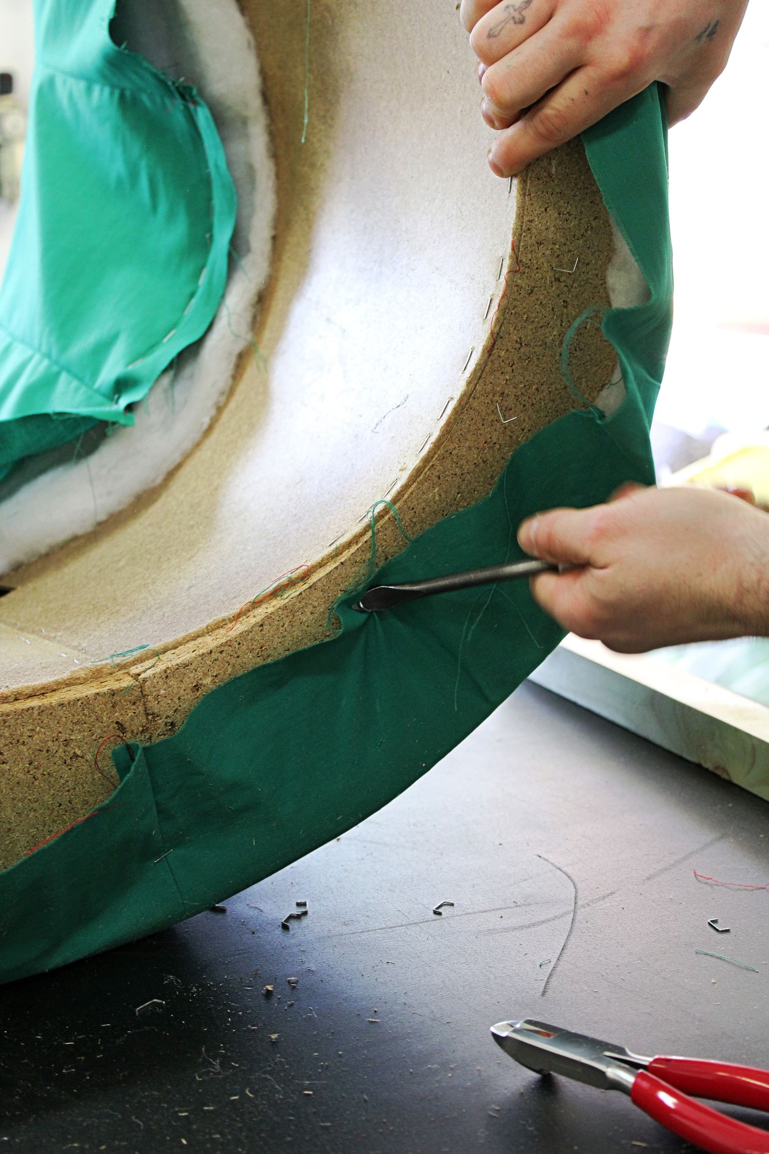 JVA Zeithain - Upcycling - Polsterarbeit